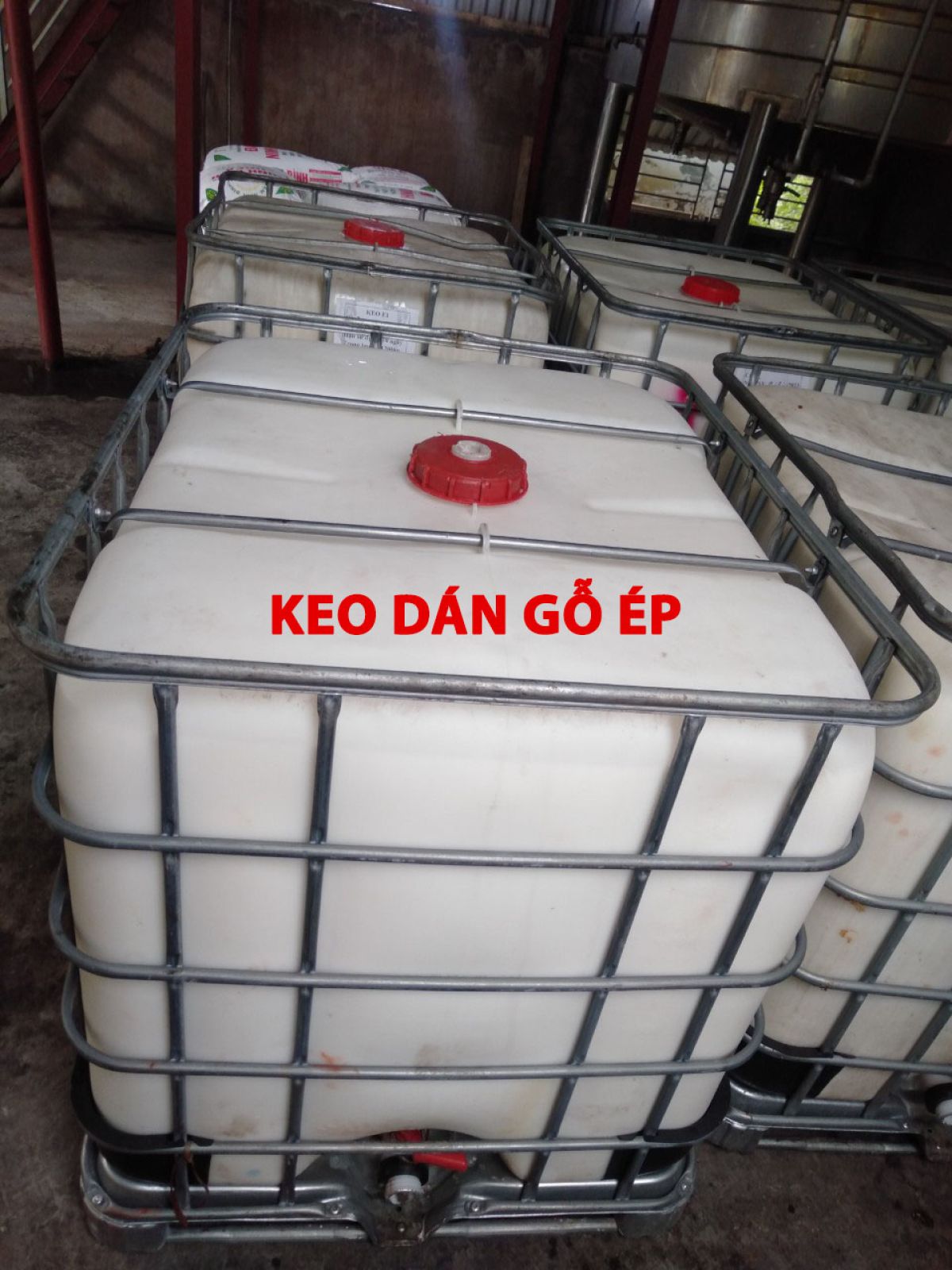 Keo UF ure-formaldehit: Lựa chọn hàng đầu cho sản xuất ván ép.